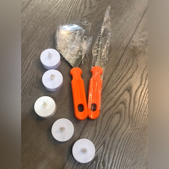 Halloween Pumpkin Carving Kit 
30Pcs - Picture 7 of 16
